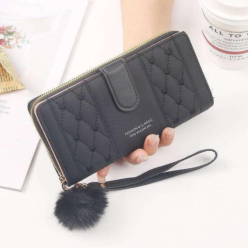 Cartera Bordada Puffer Lilie en Cuero