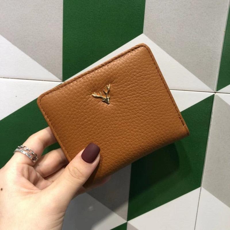 Cartera Compacta Roseli en Cuero Auténtico