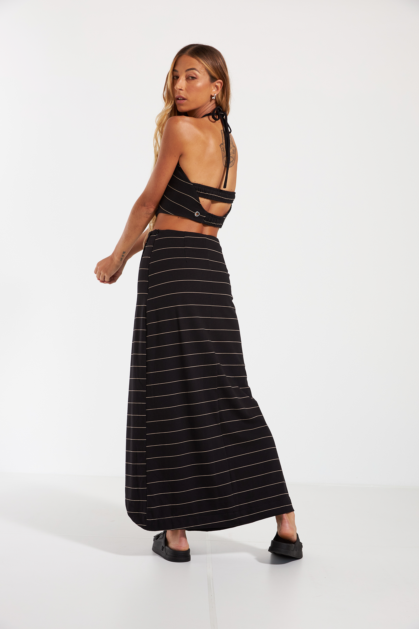 Cropped Sunny Negro