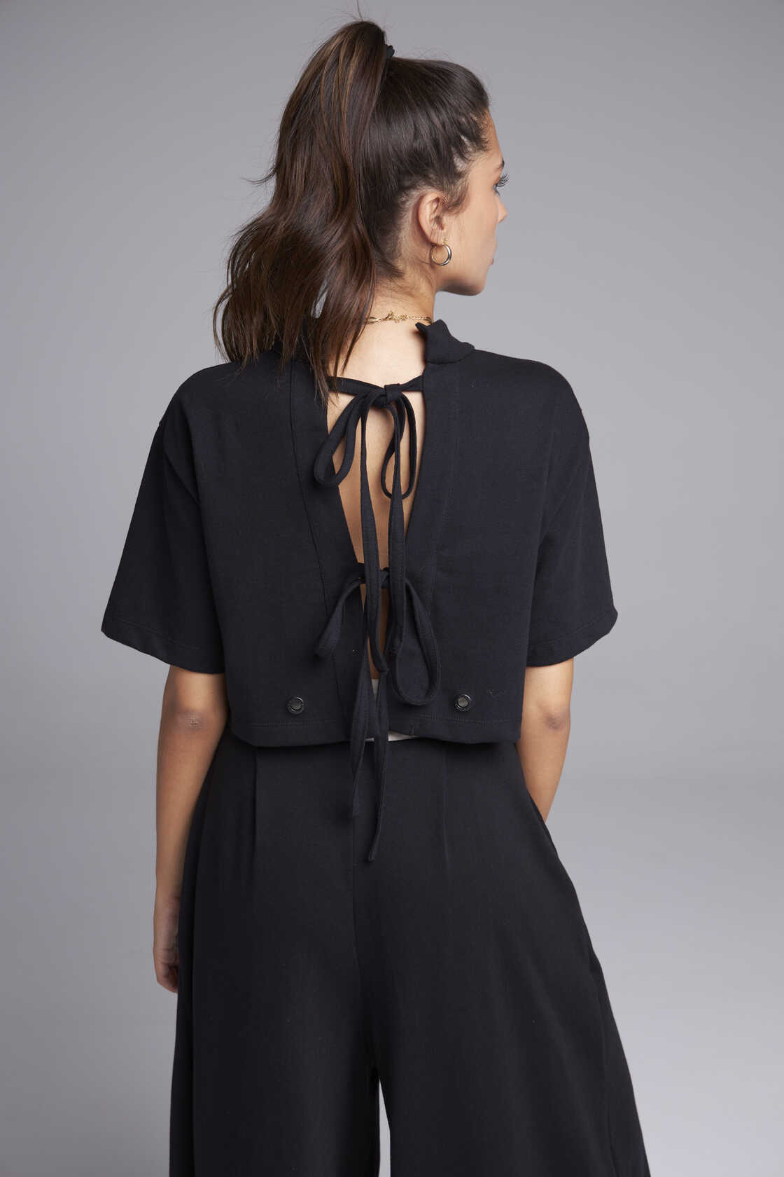Cropped Harmonia Negro
